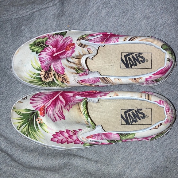 Tropical white vans, size 8. Good condition, gently worn - Picture 2 of 3